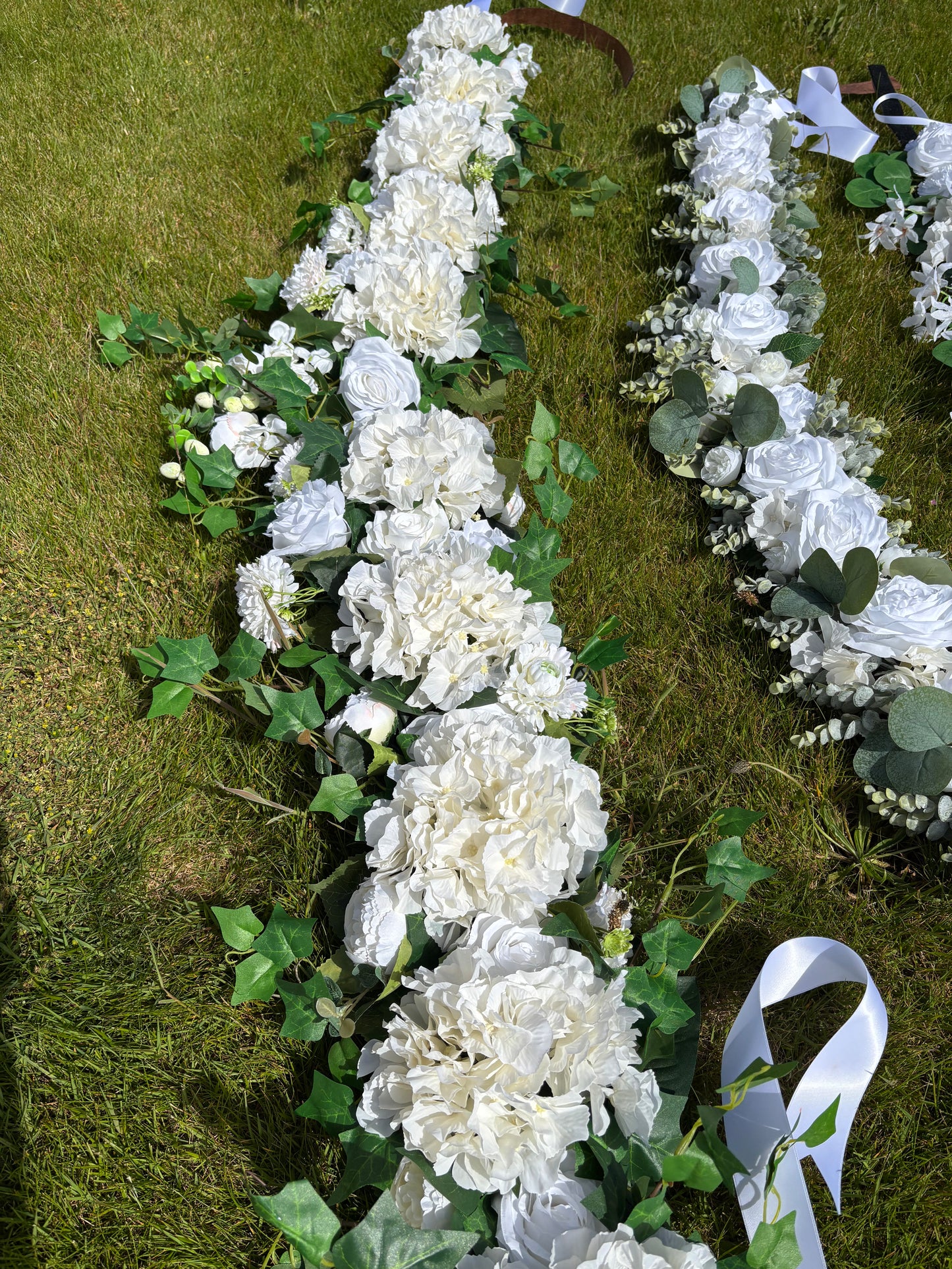 Horse Floral Neck Garland. Equine silk flowers for weddings, shows, photoshoots. As these are hand made to order please allow at least 14 days prior to your event to avoid disappointment.