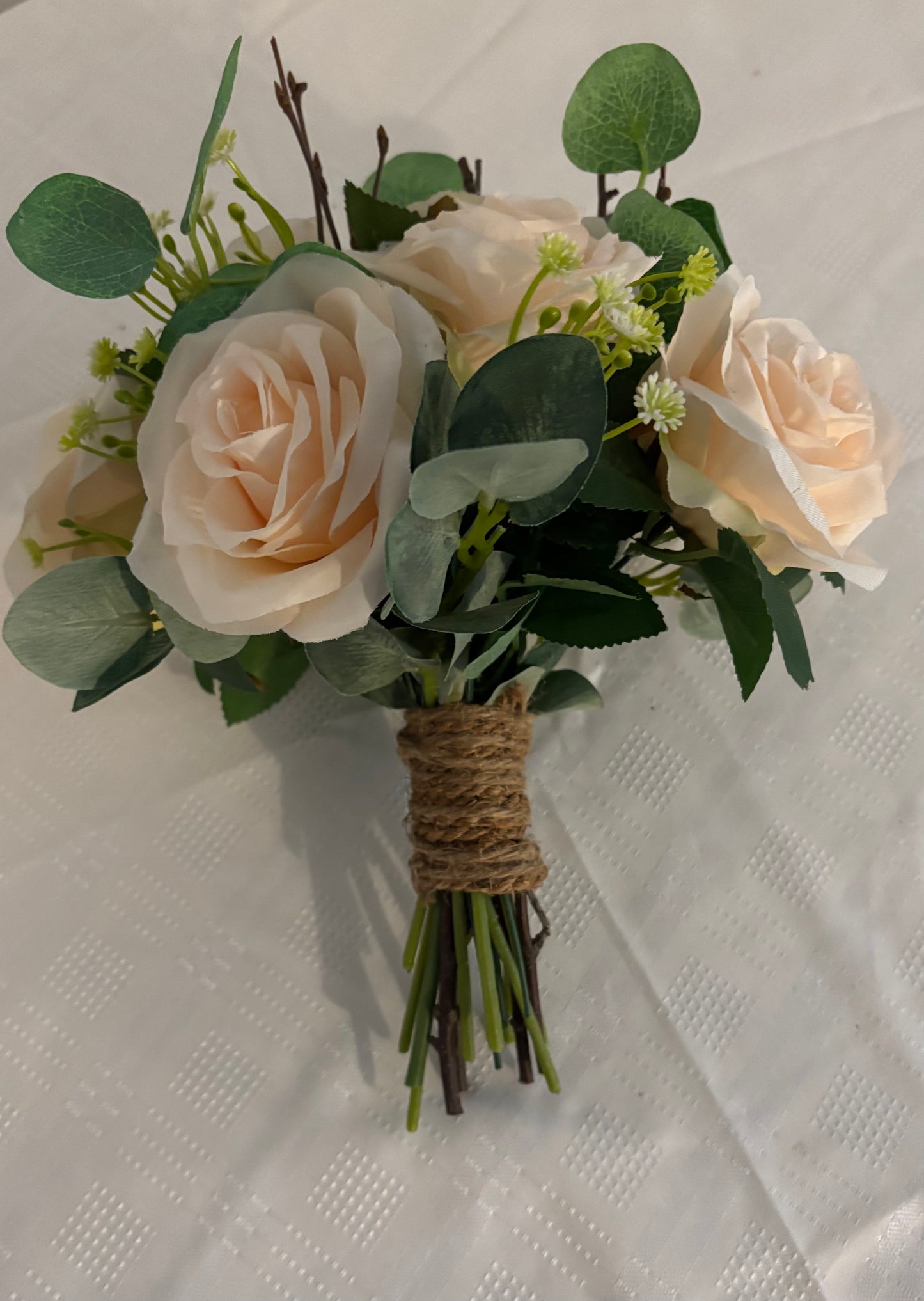 Rose posy bouquet with hessian handle