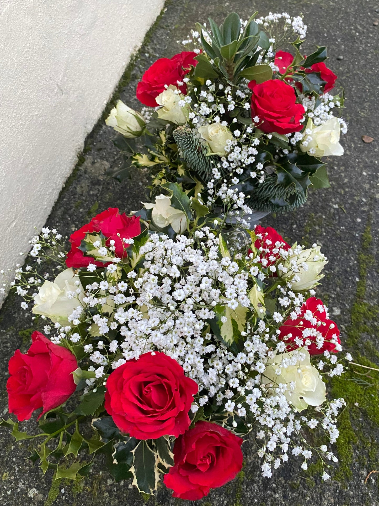 Christmas Grave Posy