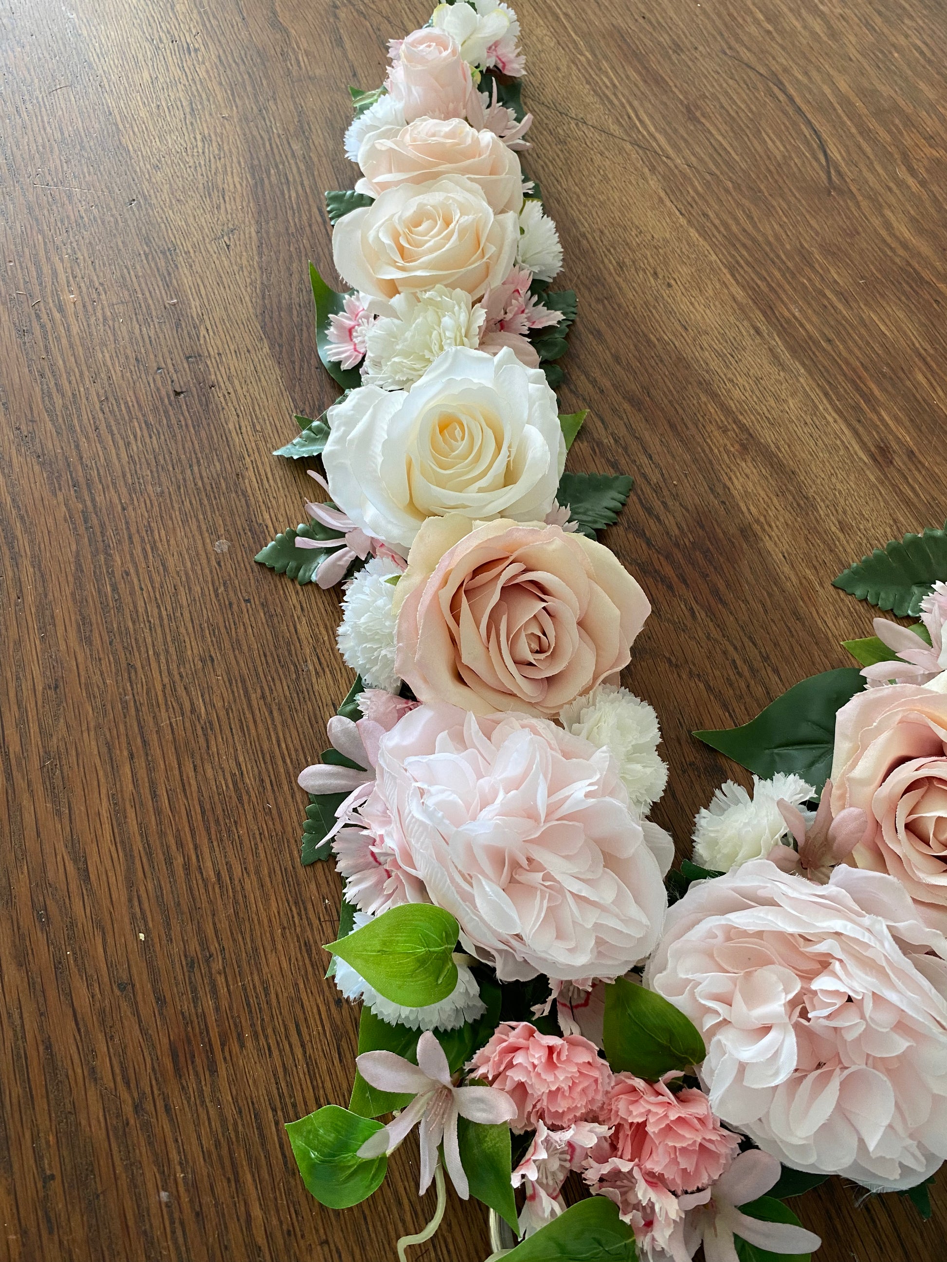Silk flower pony neck garland