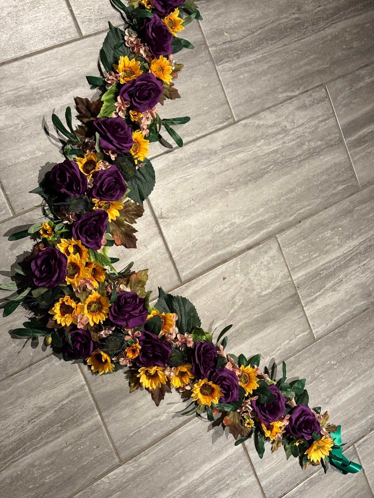 Horse Floral Neck Garland. Equine silk flowers for weddings, shows, photoshoots. As these are hand made to order please allow at least 14 days prior to your event to avoid disappointment.