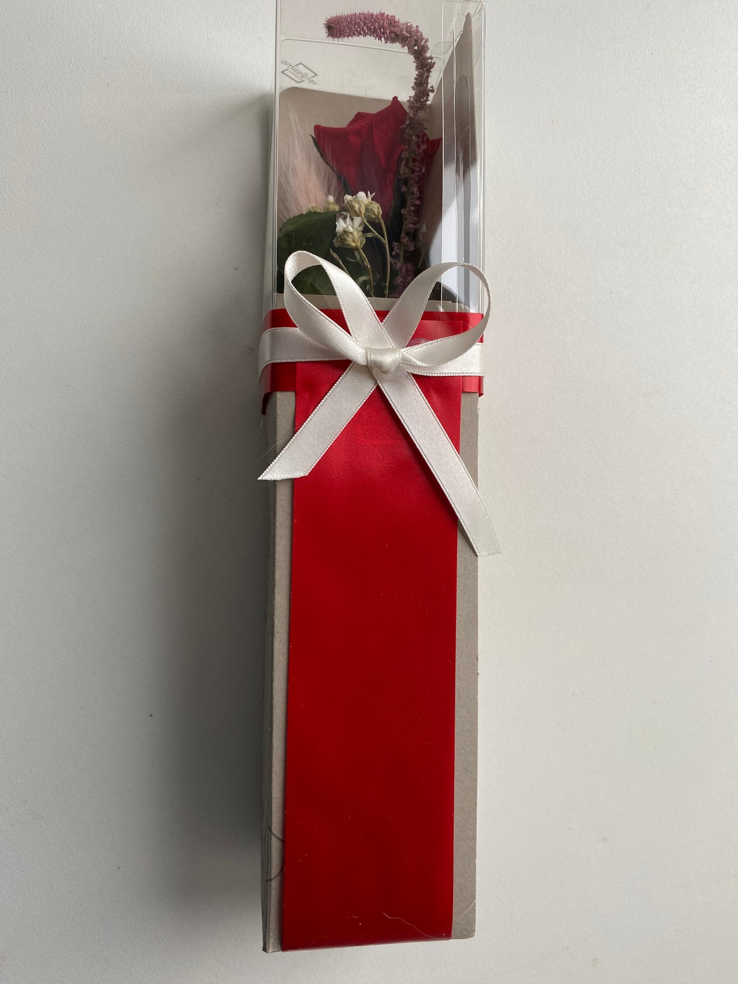 Natural Preserved Single Red Rose and dried flowers in a presentation box