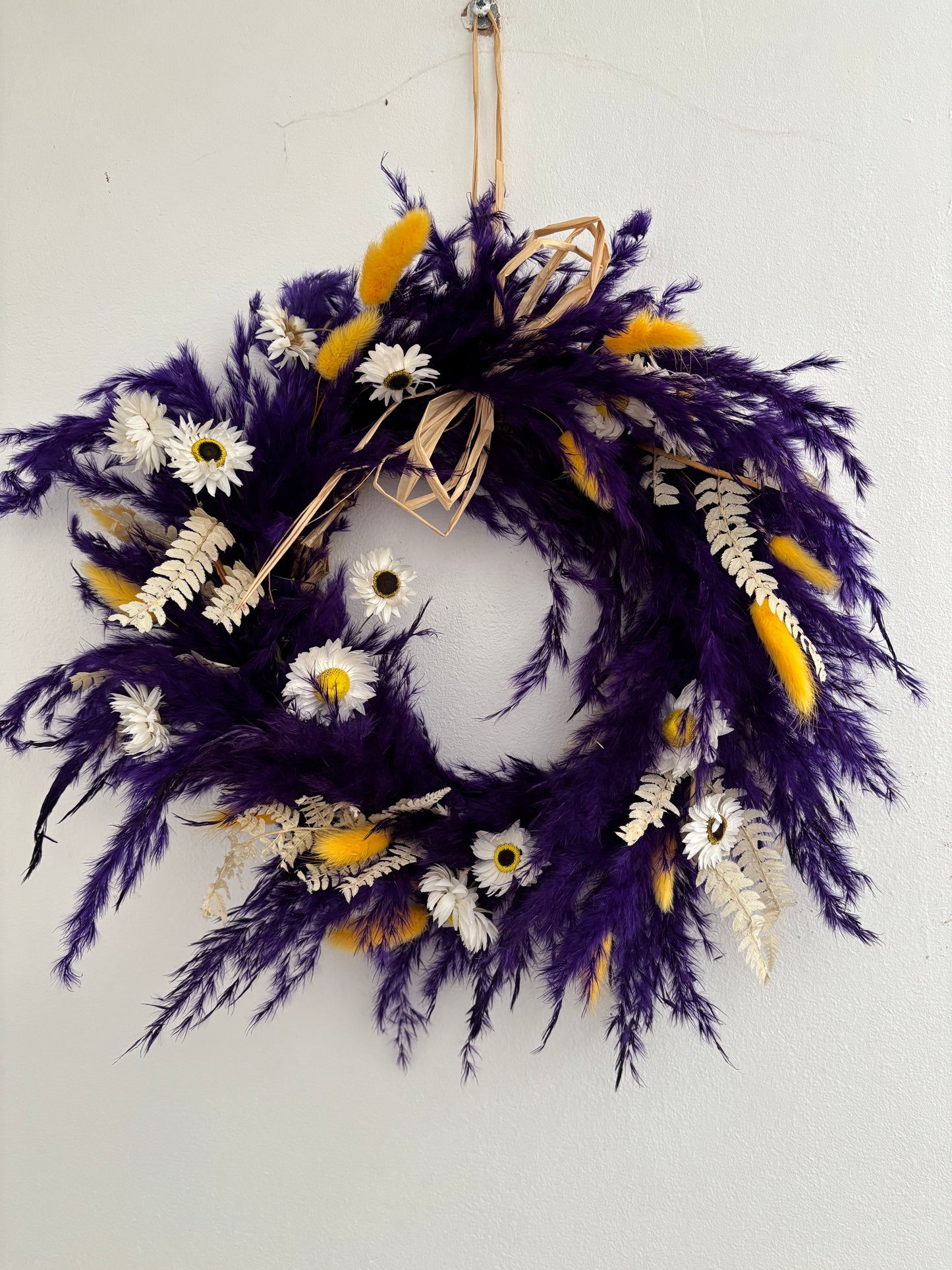 Wall art, dried flower and grasses wreath